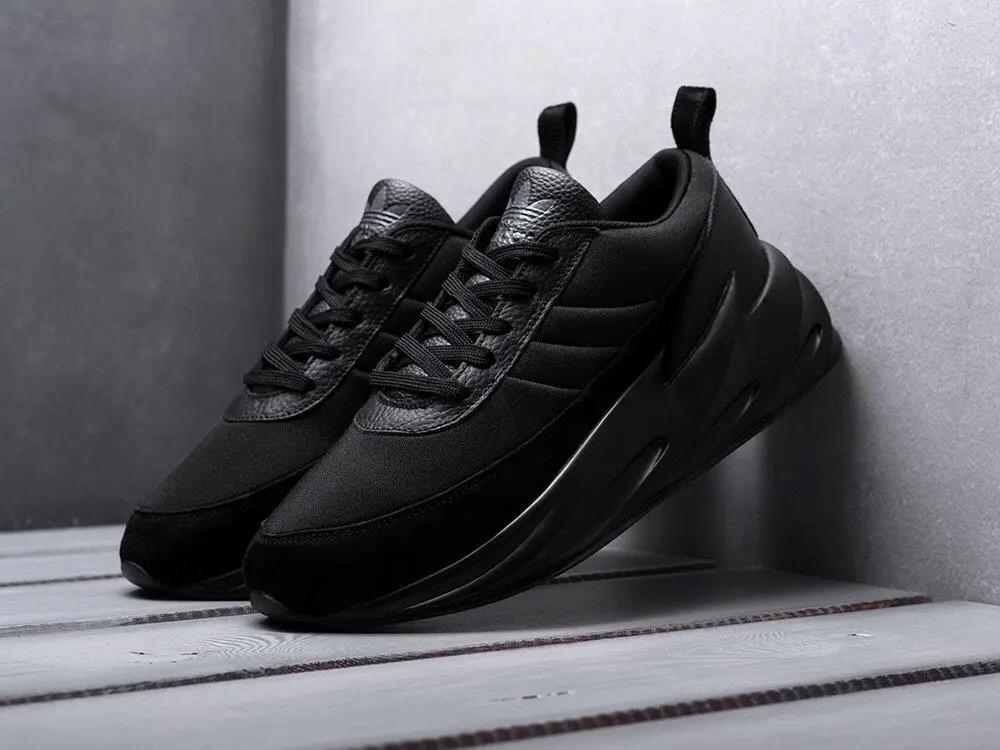 Мужские Adidas Sharks черные Мужские Adidas Sharks черные