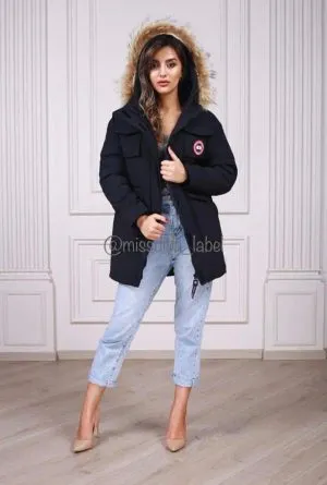 Женская куртка Canada Goose зимняя