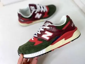New Balance 530 зеленые с красным
