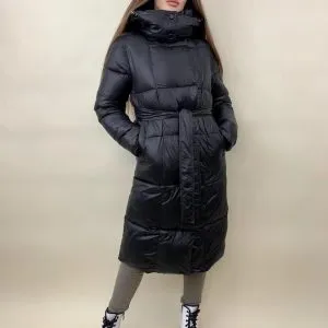 Куртка женская теплая с поясом Ариана черная