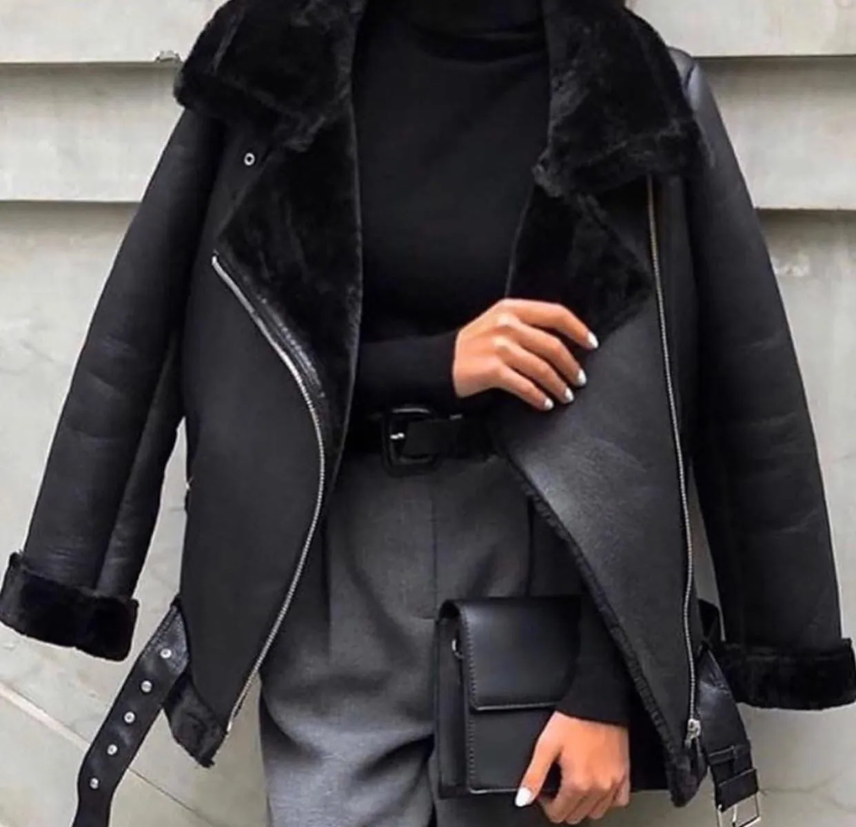 Женская дубленка Авиатор черная