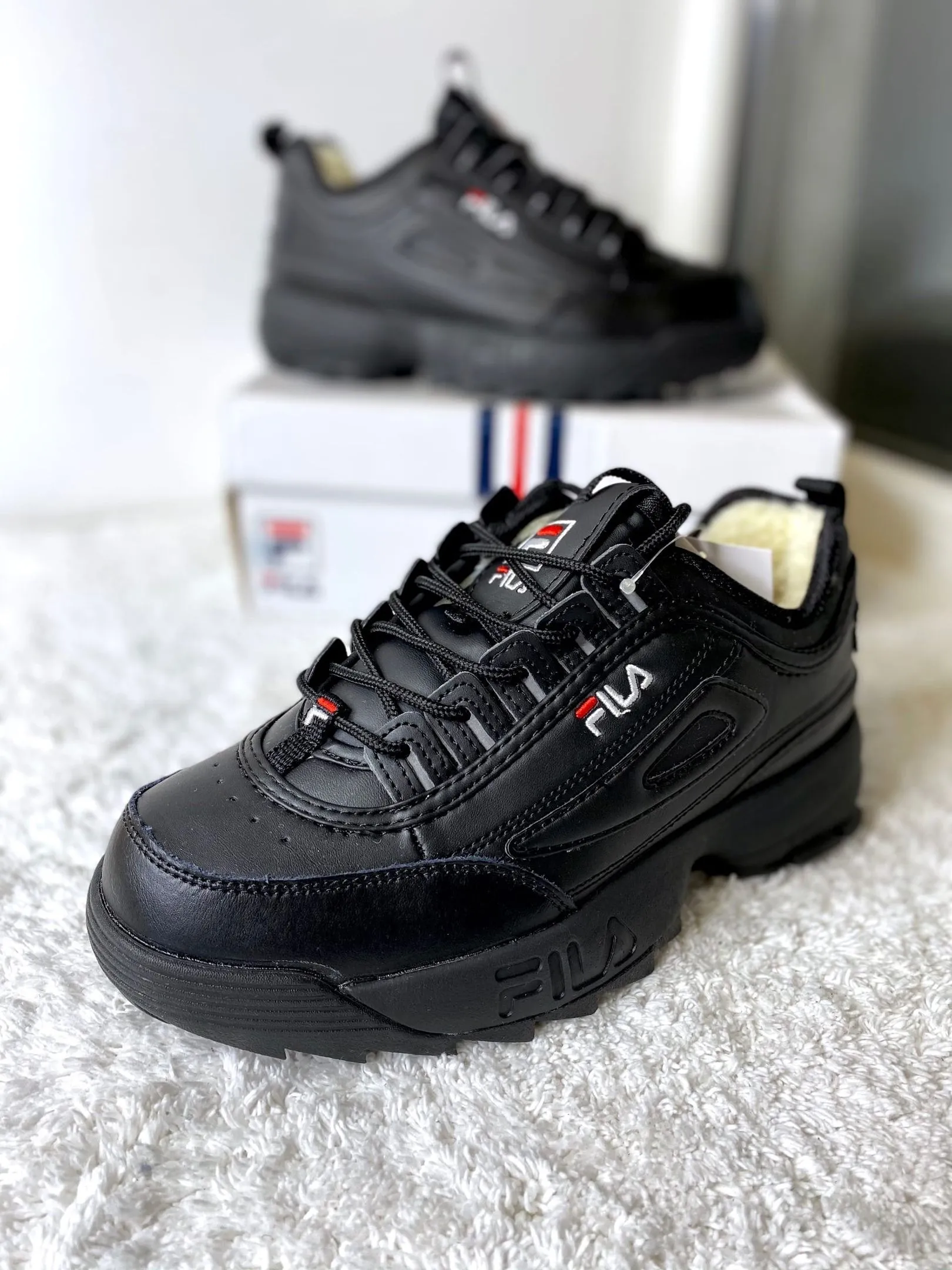 Fila Disruptor черные с мехом