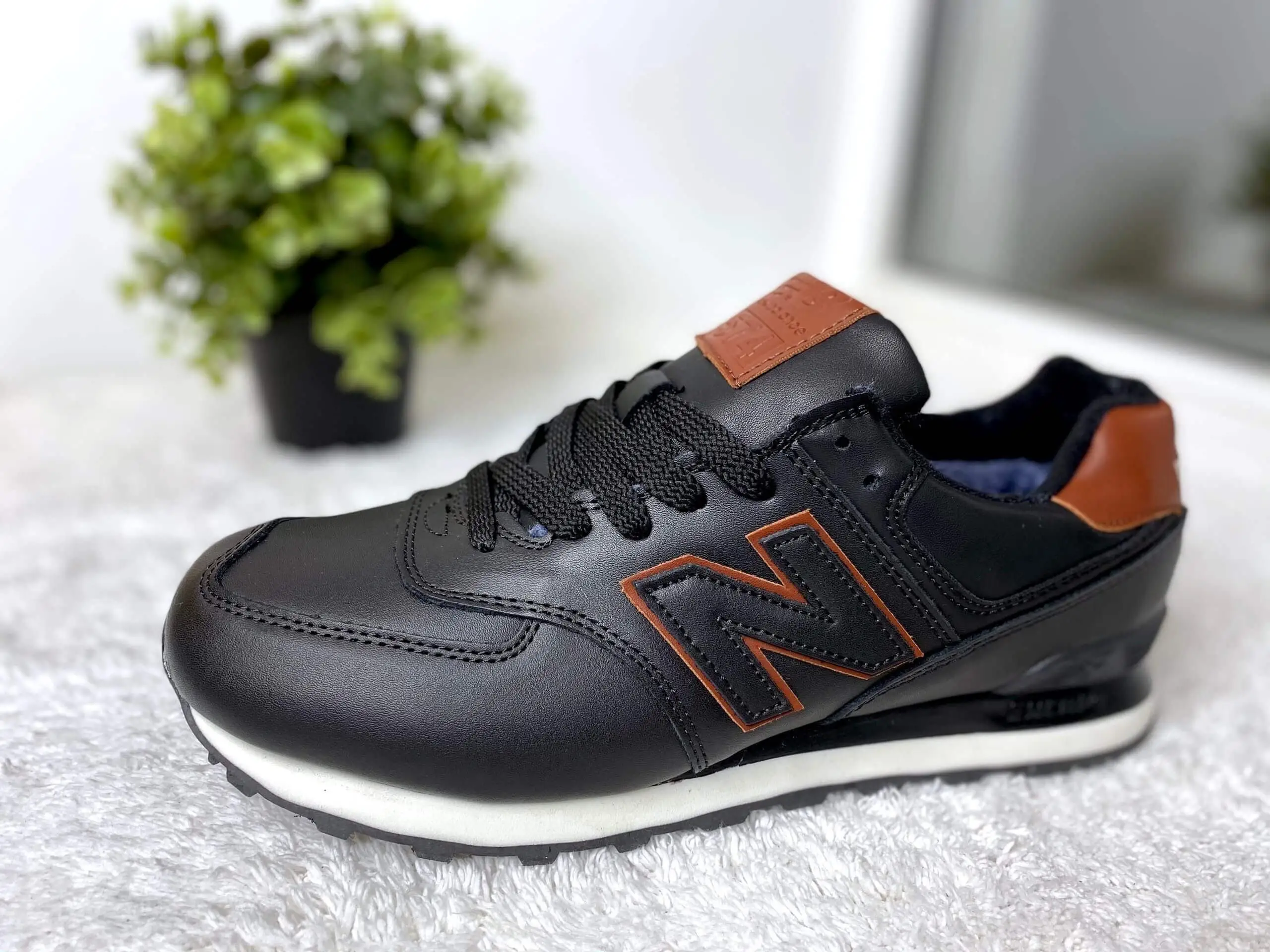 New Balance 574 Spase черные с коричневым с мехом