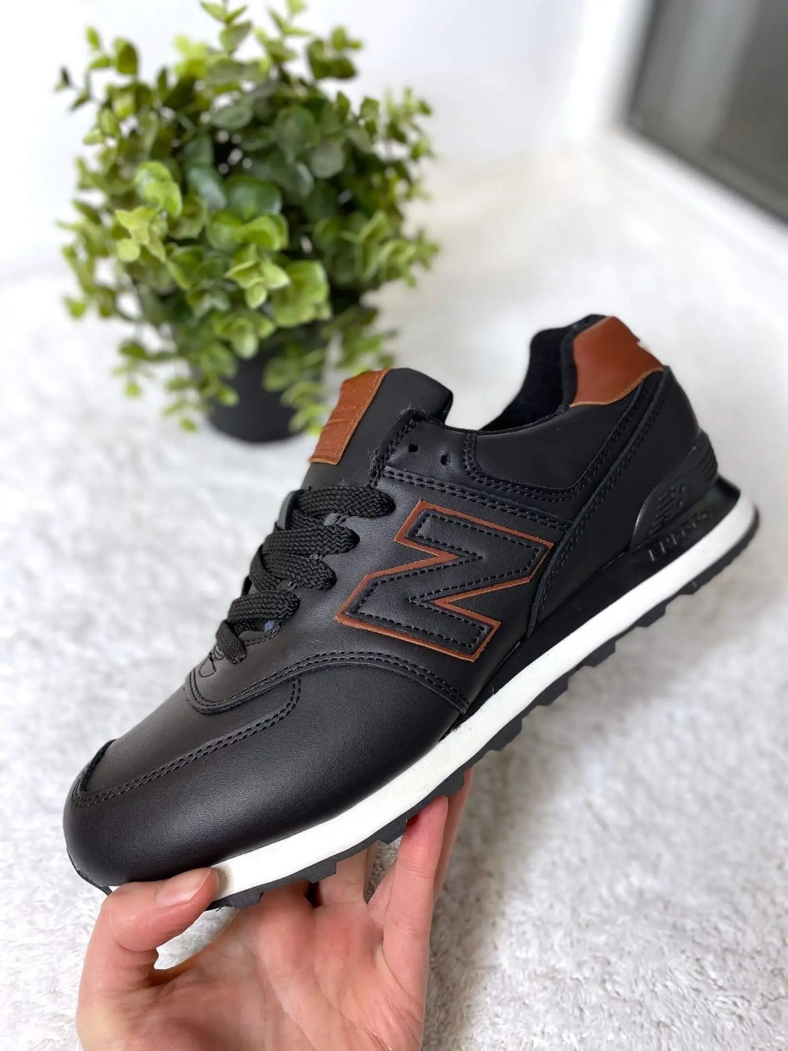 New Balance 574 Spase черные с коричневым с мехом