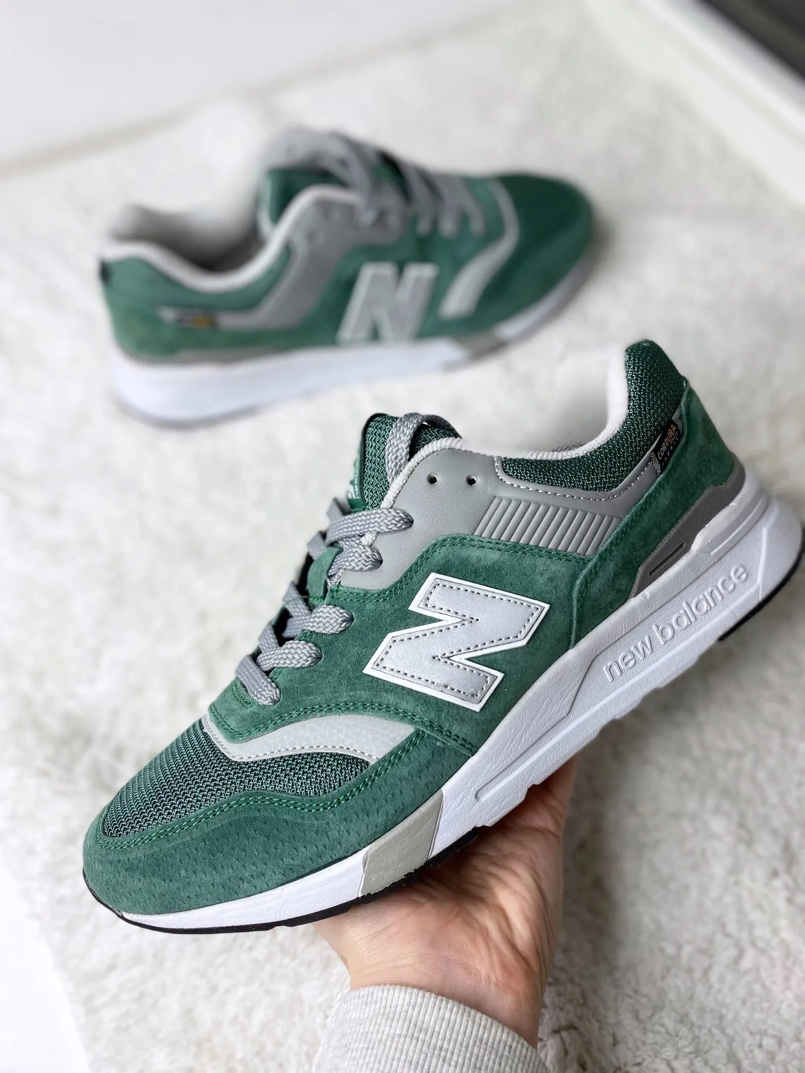 New Balance 997 зеленые New Balance 997 зеленые