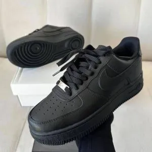Кроссовки Nike Air Force черные