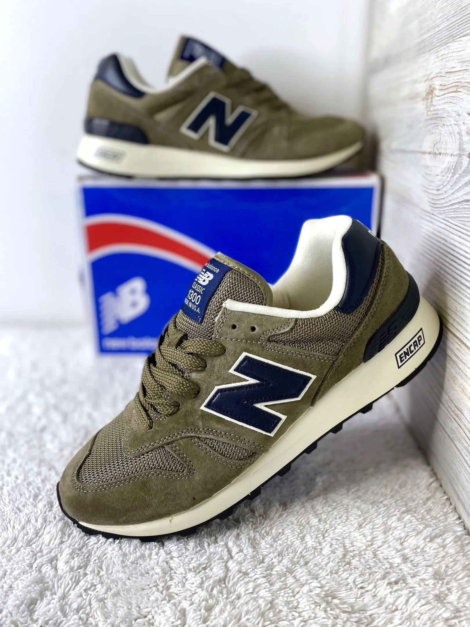 New Balance 1300 хаки New Balance 1300 хаки