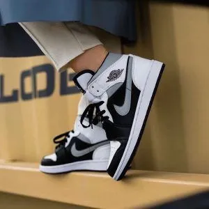 Кроссовки Nike Air Jordan 1 Mid Grey Black