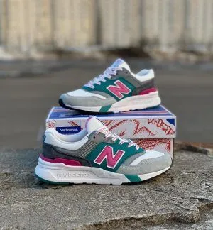 New Balance 997 белые с изумрудным