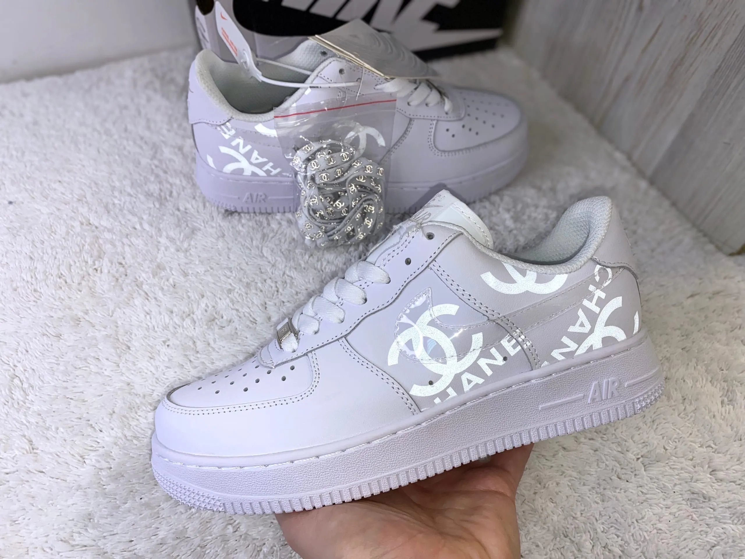 Nike Air Force белые светоотражающие