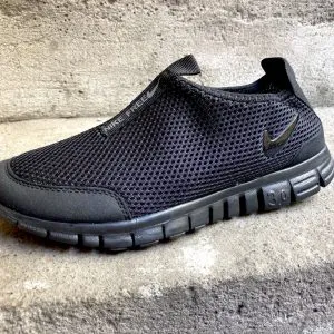 Кроссовки Nike Free Run черные без шнурков