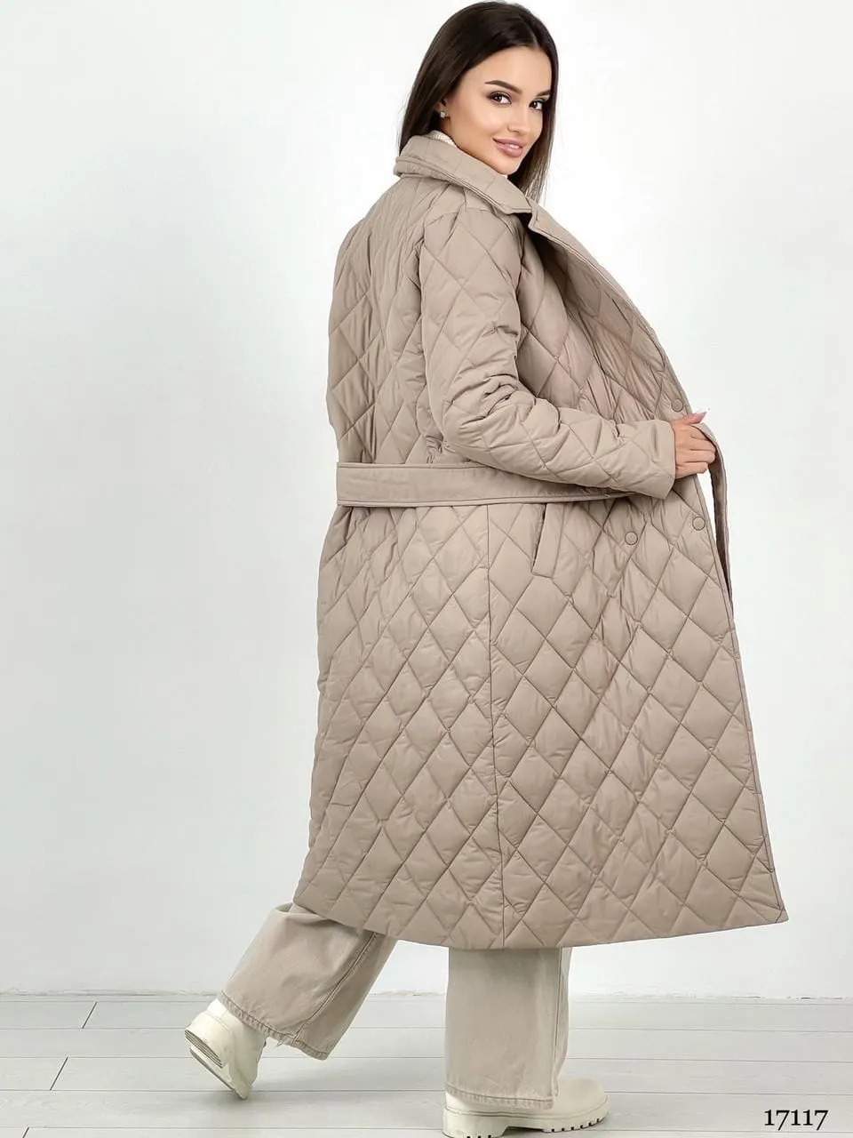 Пальто стеганое демисезонное бежевое