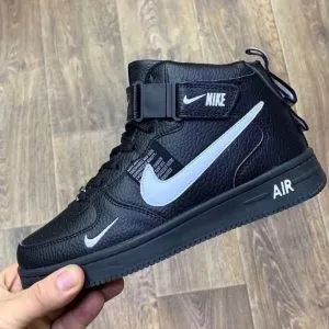 Кроссовки Nike Air Force черные с белым с мехом