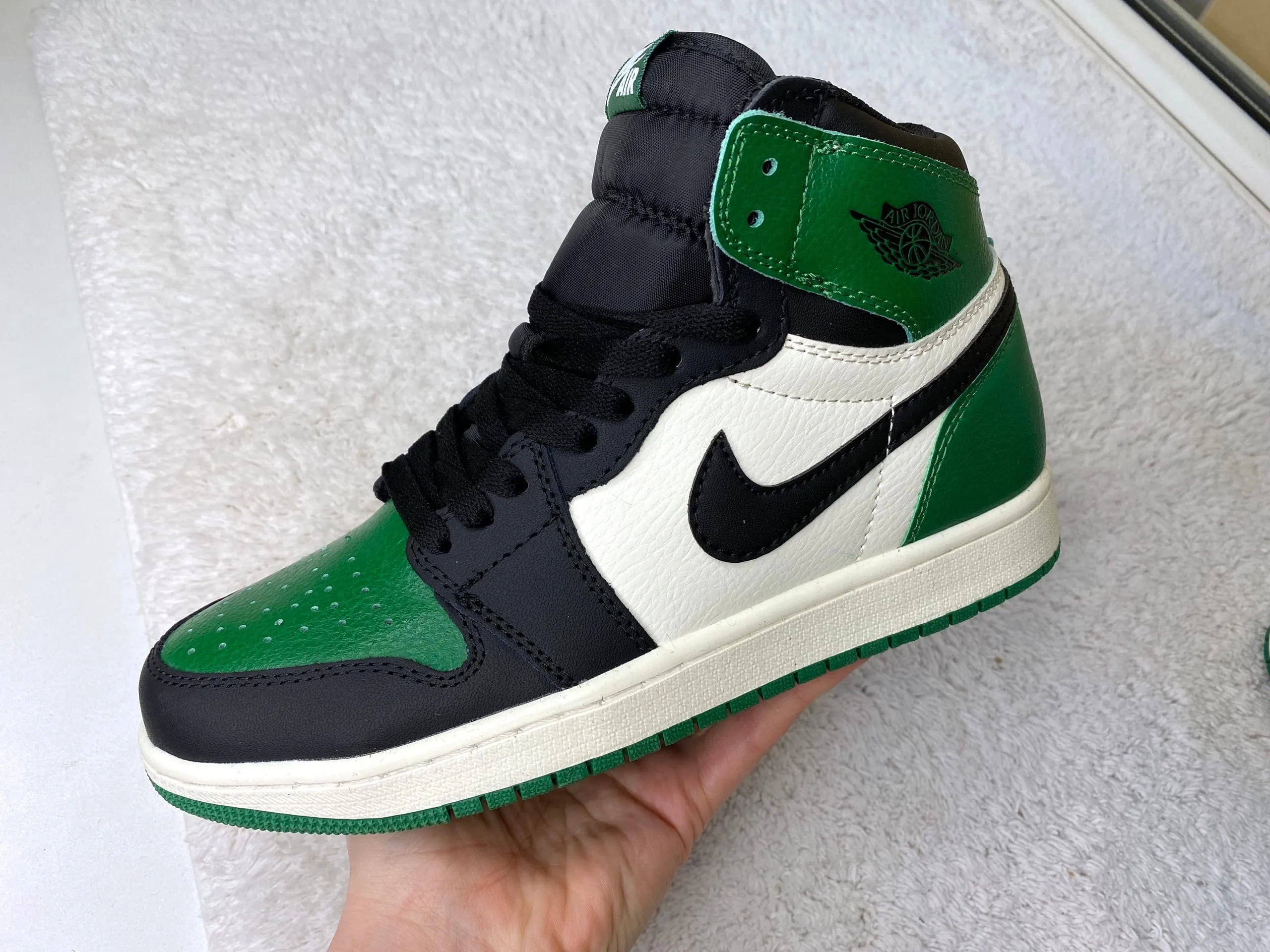 Nike Air Jordan lux бело зеленые