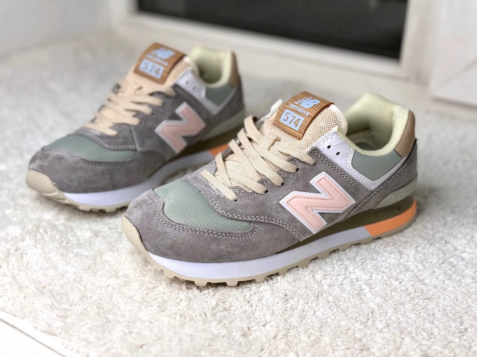 New Balance 574 Фламинго серые с персиковым New Balance 574 Фламинго серые с персиковым