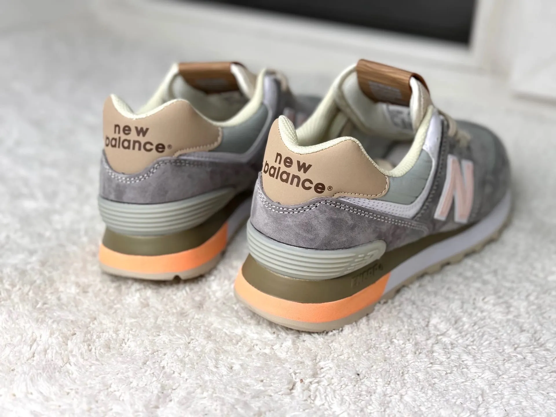 New Balance 574 Фламинго серые с персиковым New Balance 574 Фламинго серые с персиковым