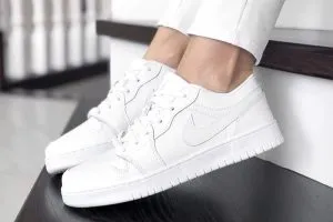 Кроссовки Nike Air Jordan 1 Low White