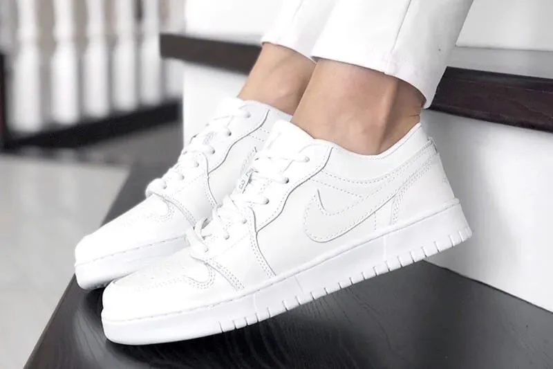 Nike Air Jordan 1 Low White