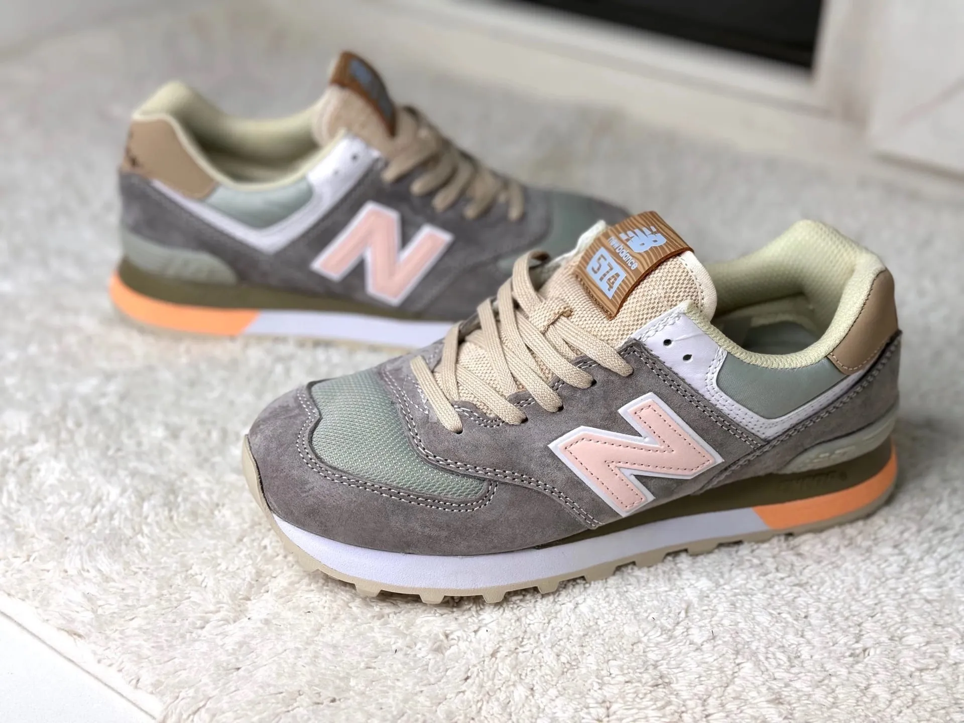 New Balance 574 Фламинго серые с персиковым New Balance 574 Фламинго серые с персиковым