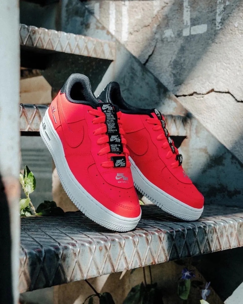 Nike Air Force 1 Laser Crimson