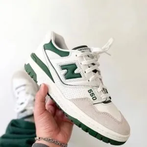 Кроссовки New Balance 550 белые с темно-зеленым