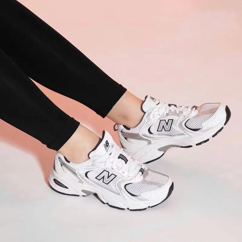 New Balance 530 белые с серебром