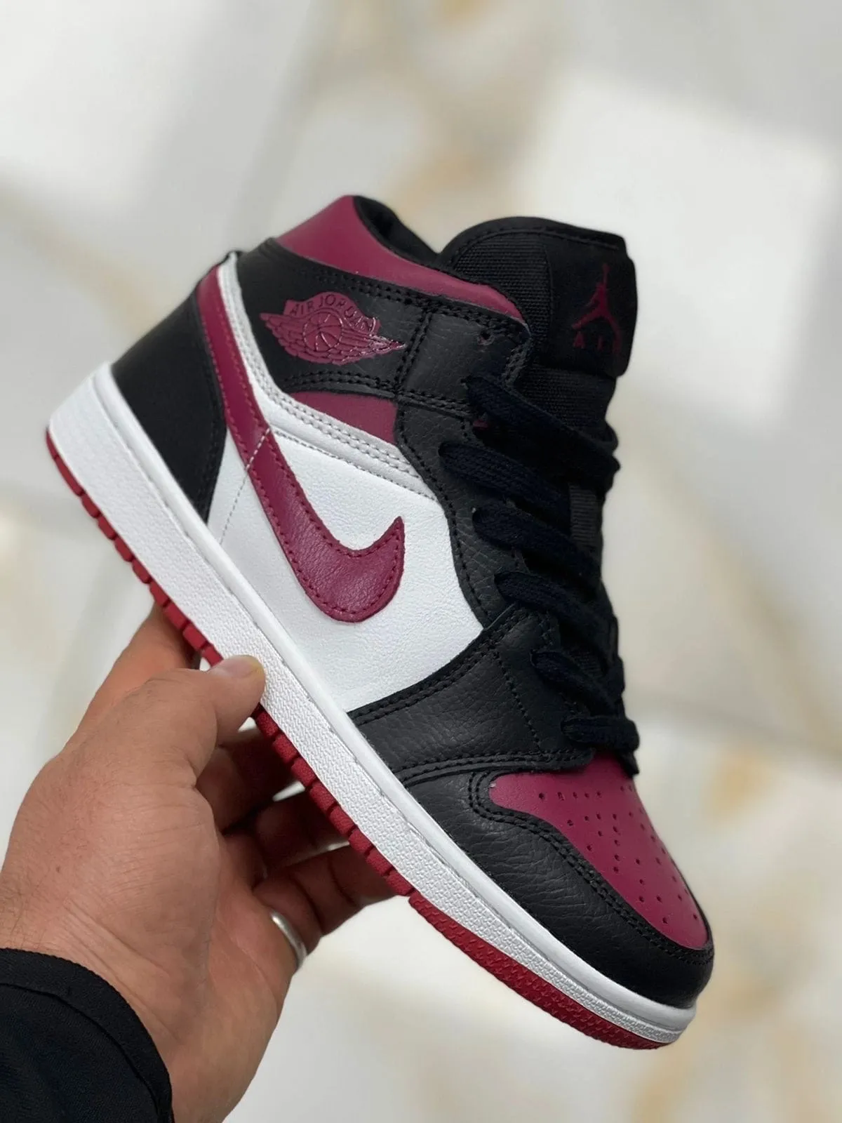 Nike Air Jordan бордовые с черным