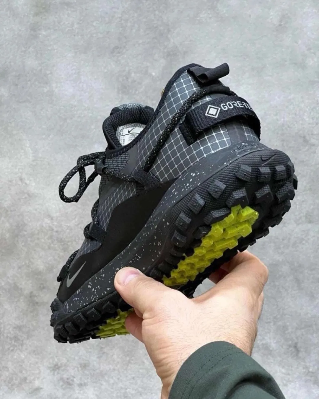 Nike ACG Mountain Flow Low Black Gore tex