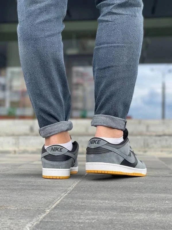 Nike SB Dunk Low черные с серым