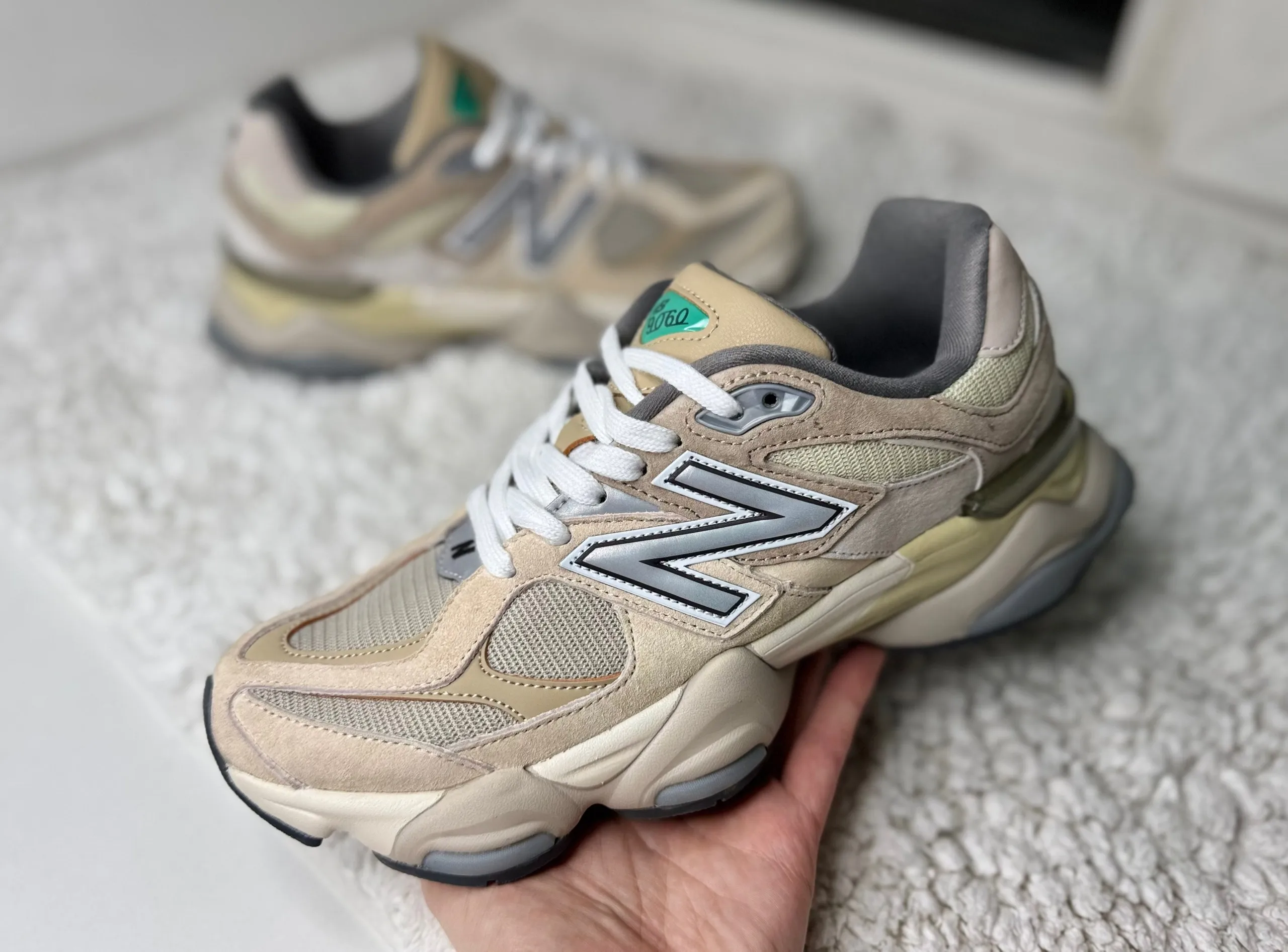 New Balance 9060 Sea Salt бежевые