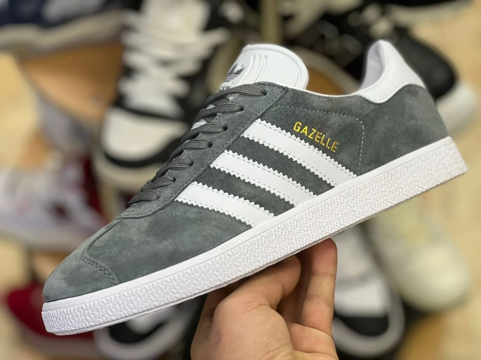 Adidas Gazelle темно-серые