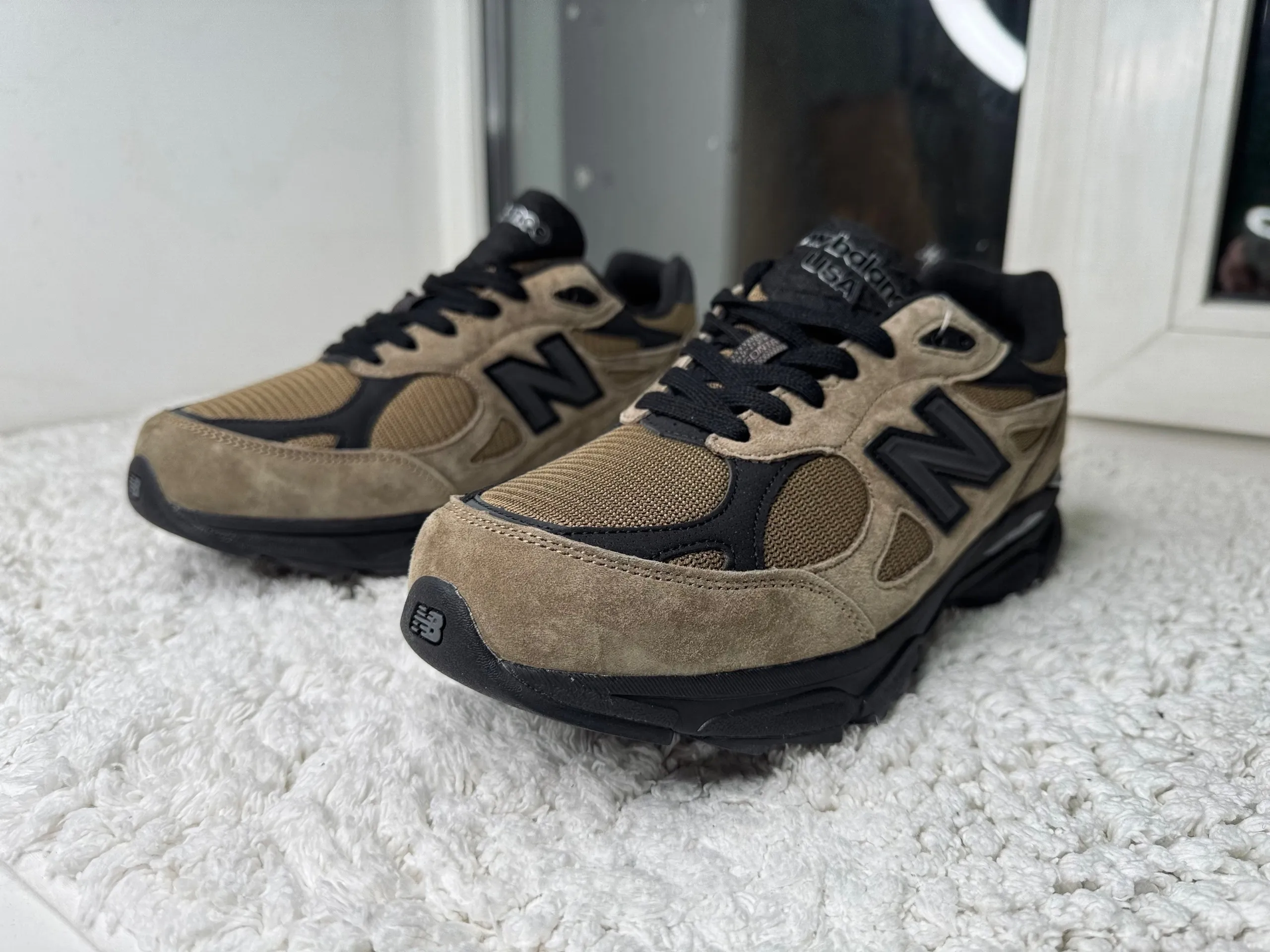 New Balance 990 коричневые с черным