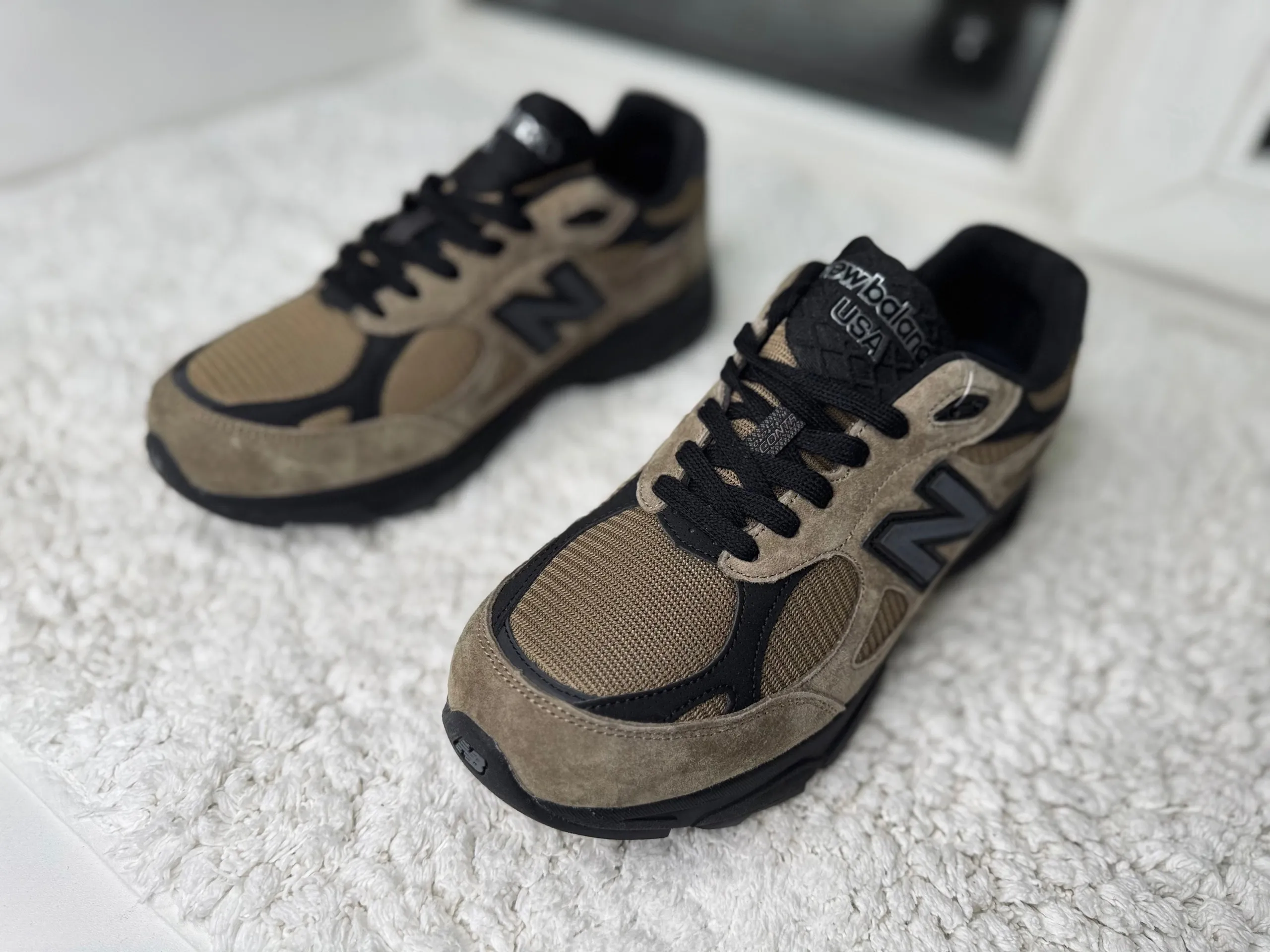 New Balance 990 коричневые с черным