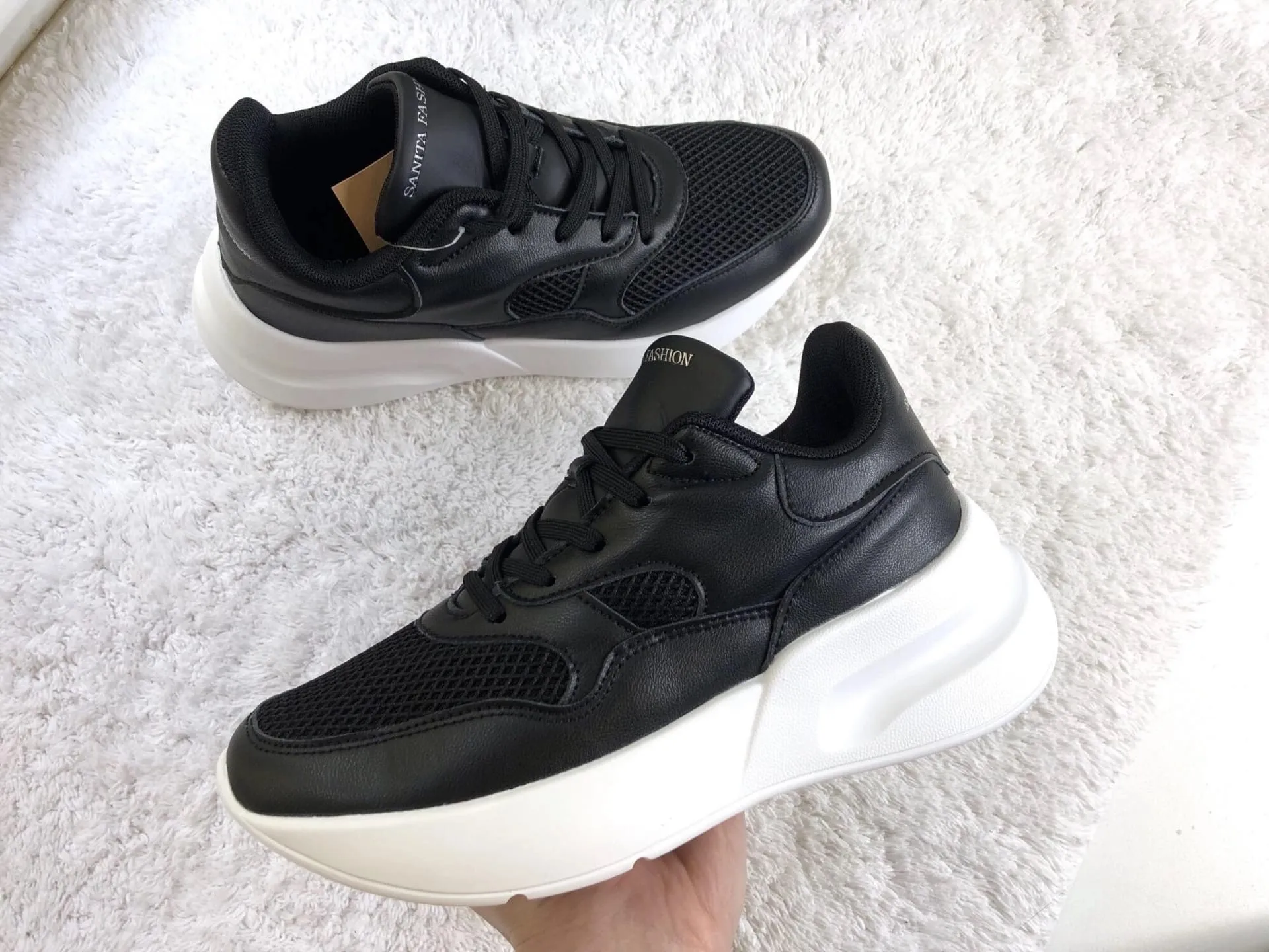 Buffalo черные с белым на толстой белой подошве Buffalo черные с белым на толстой белой подошве