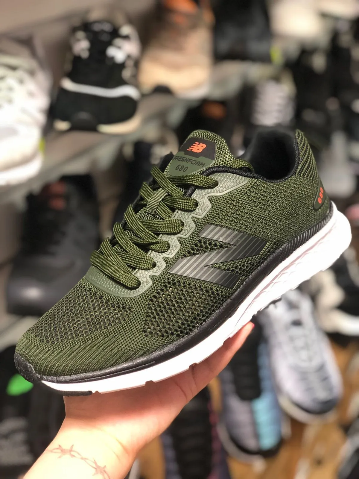 New Balance 680 летние зеленые