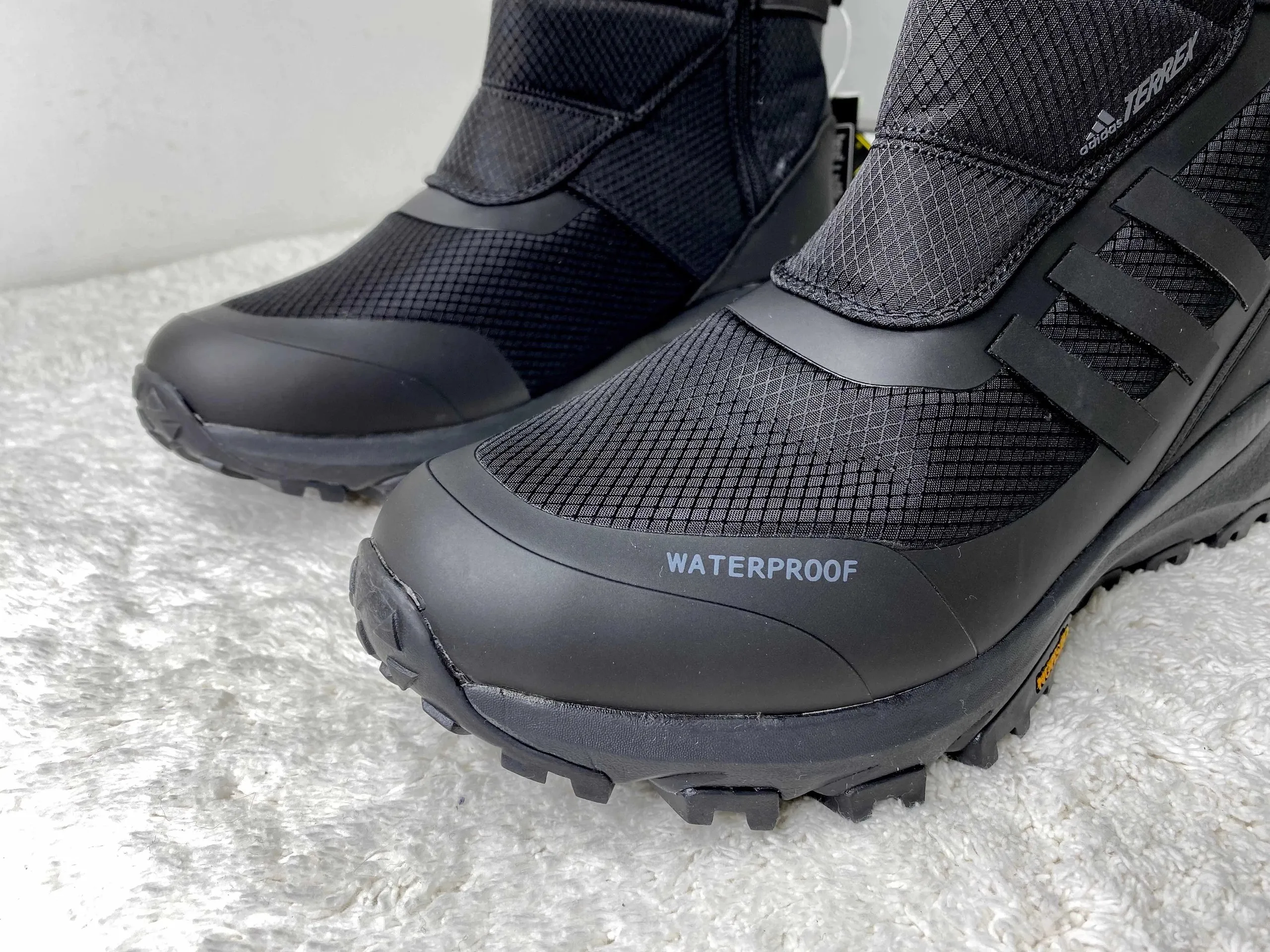 Сапоги Adidas Terrex дутики Сапоги Adidas Terrex дутики