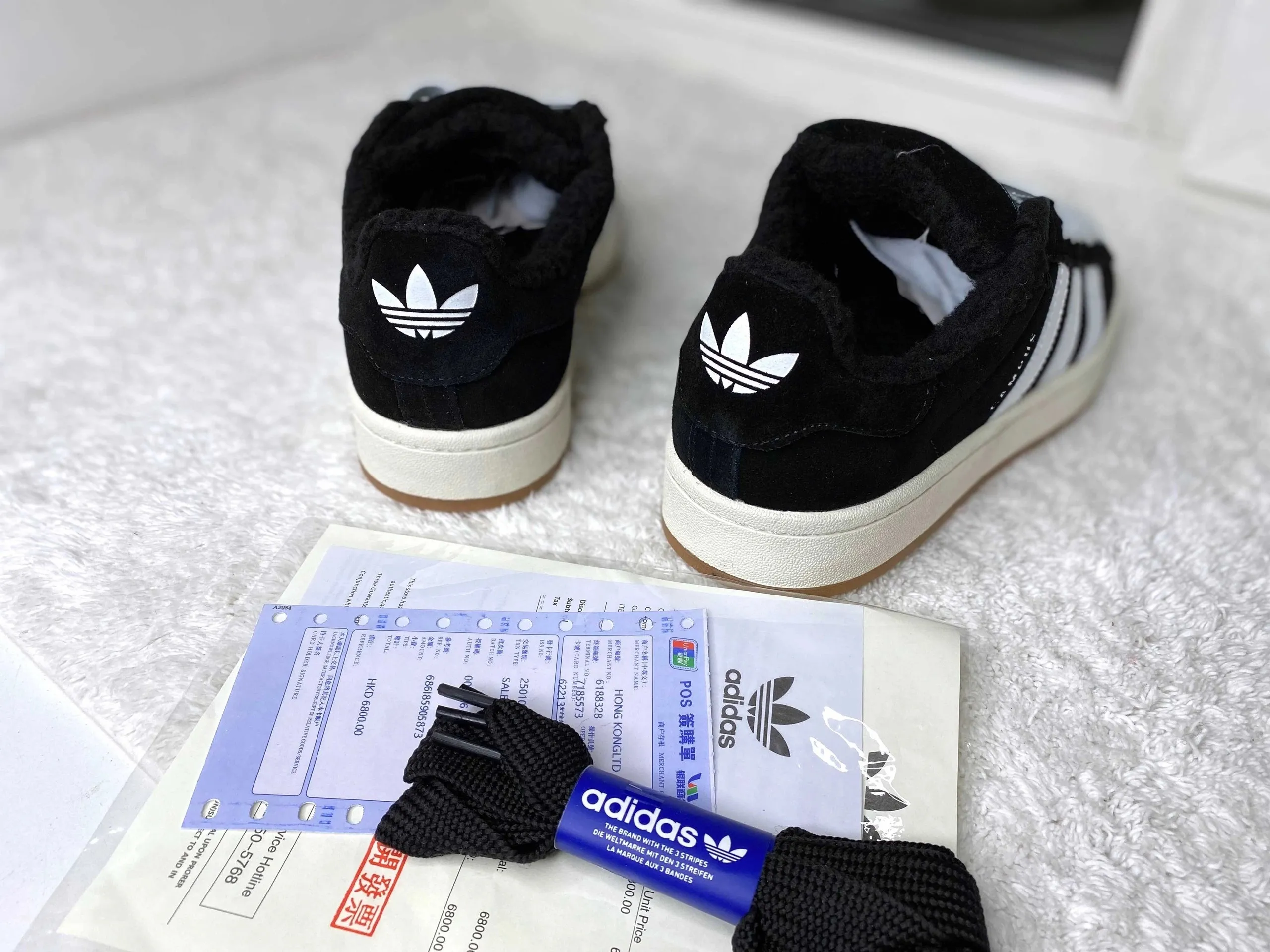 Adidas Campus черно белые с мехом