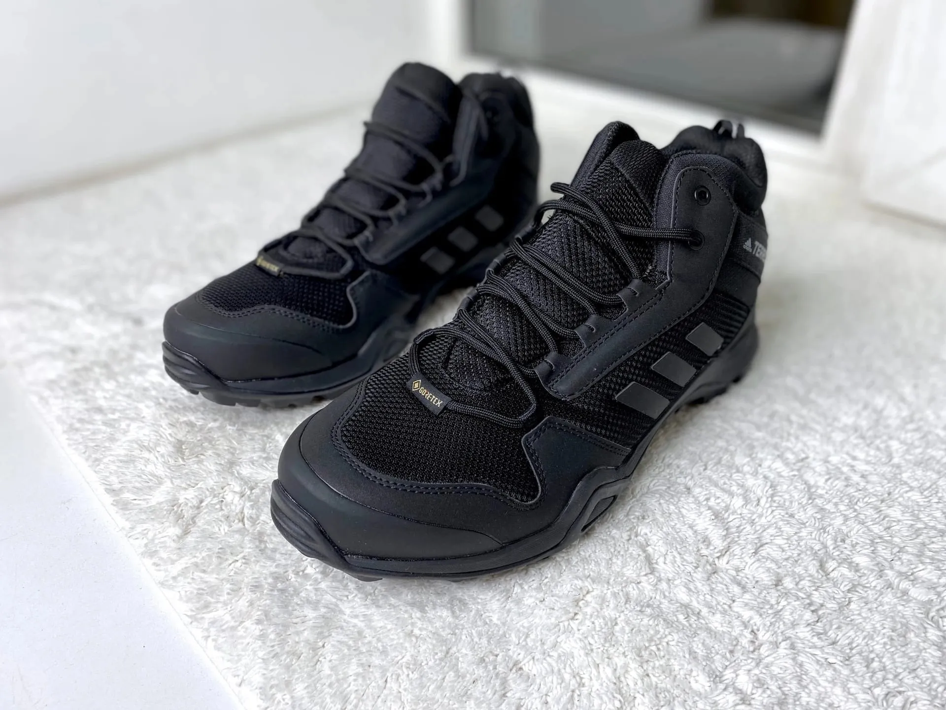 Adidas Terrex AX3 Mid GTX Adidas Terrex AX3 Mid GTX