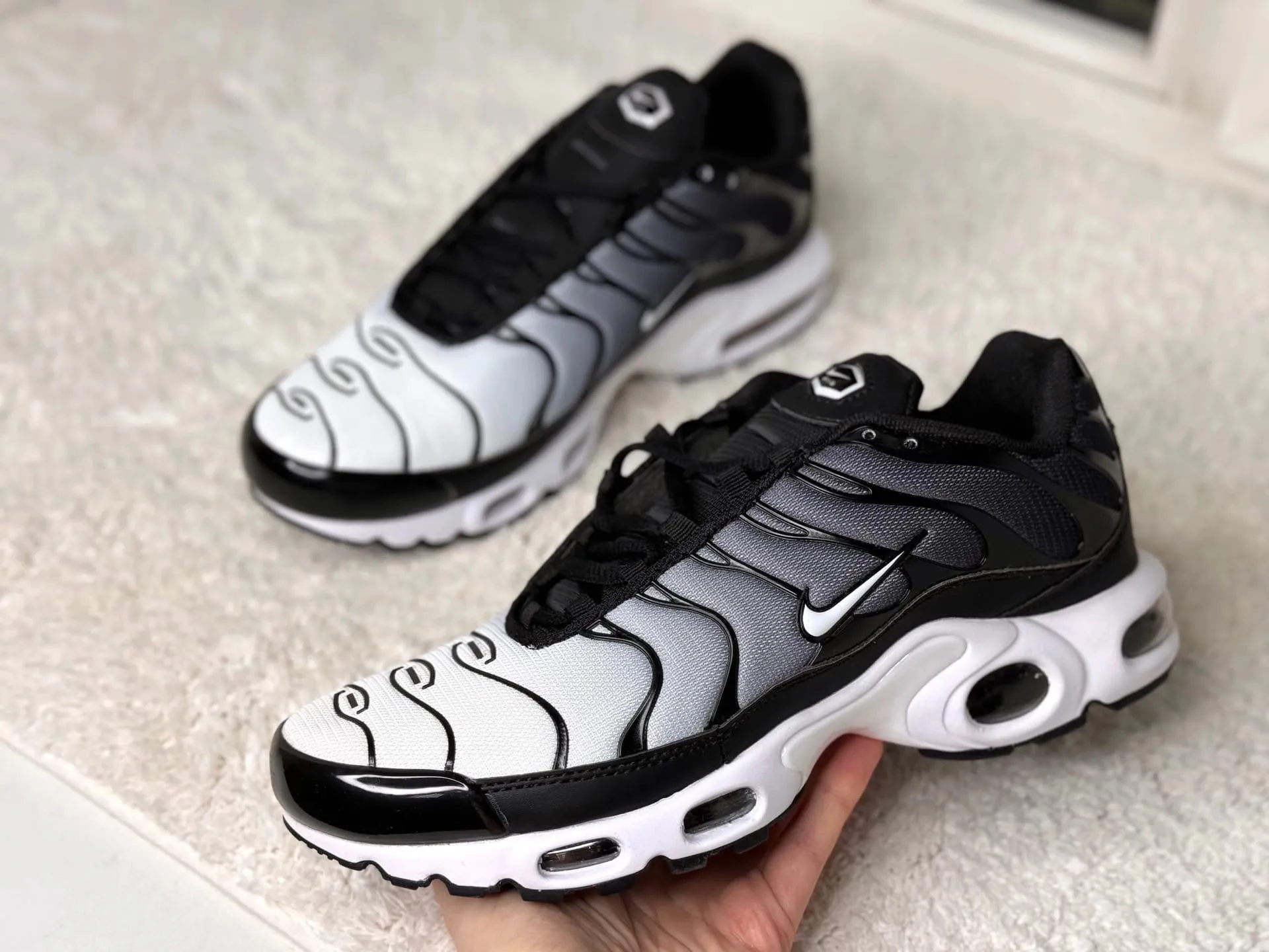 Nike Air Max Tn Plus Ultra белые с серым