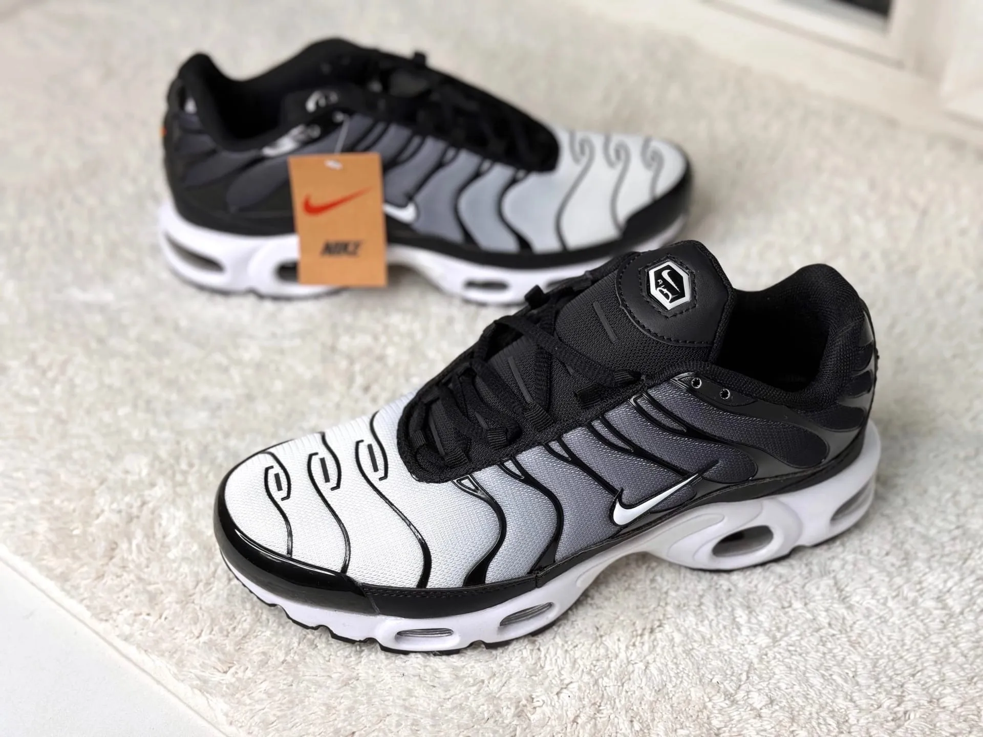 Nike Air Max Tn Plus Ultra белые с серым