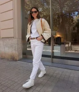 Как создать универсальный гардероб с любимыми кроссовками