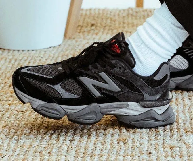 New Balance 9060 Black Castlerock