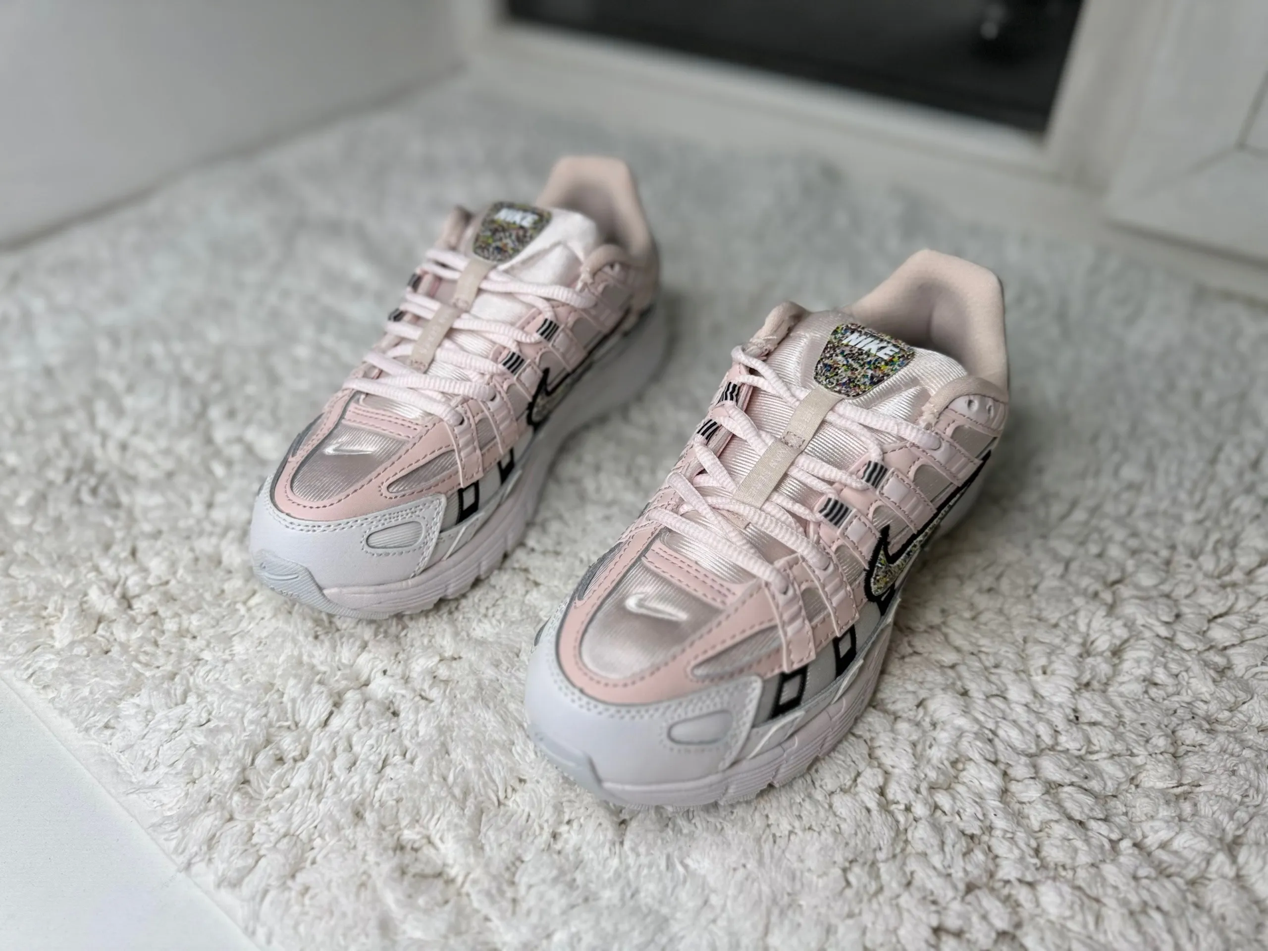 Nike P-6000 нежно-розовые