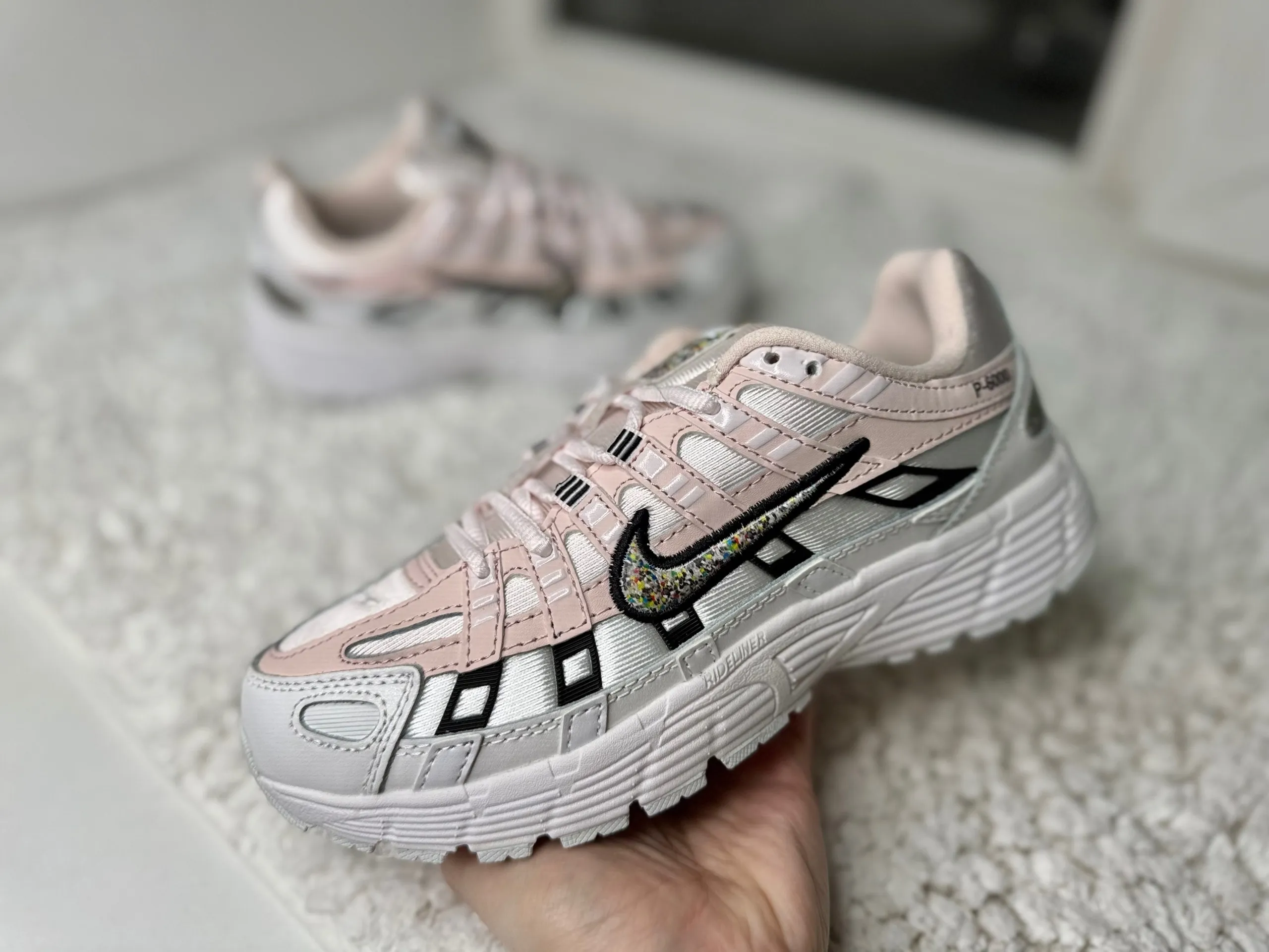 Nike P-6000 нежно-розовые