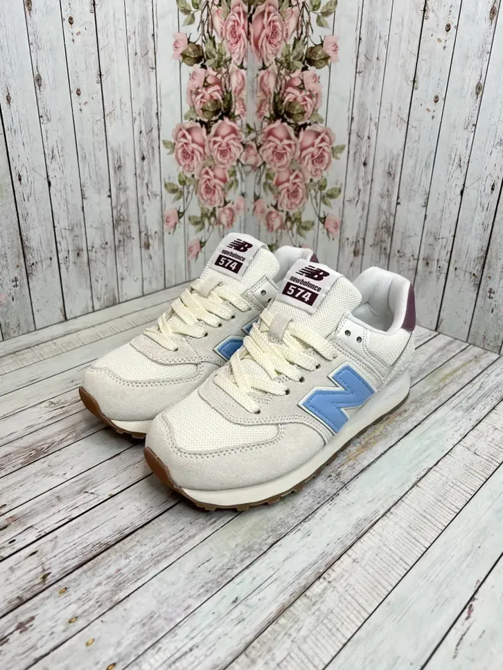 Кроссовки New Balance 574  бежевые с голубым