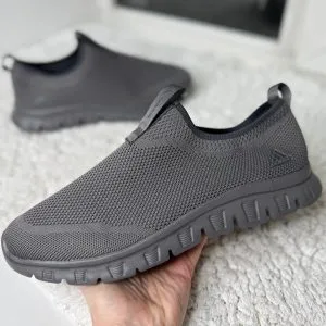 Adidas серые летние без шнурков
