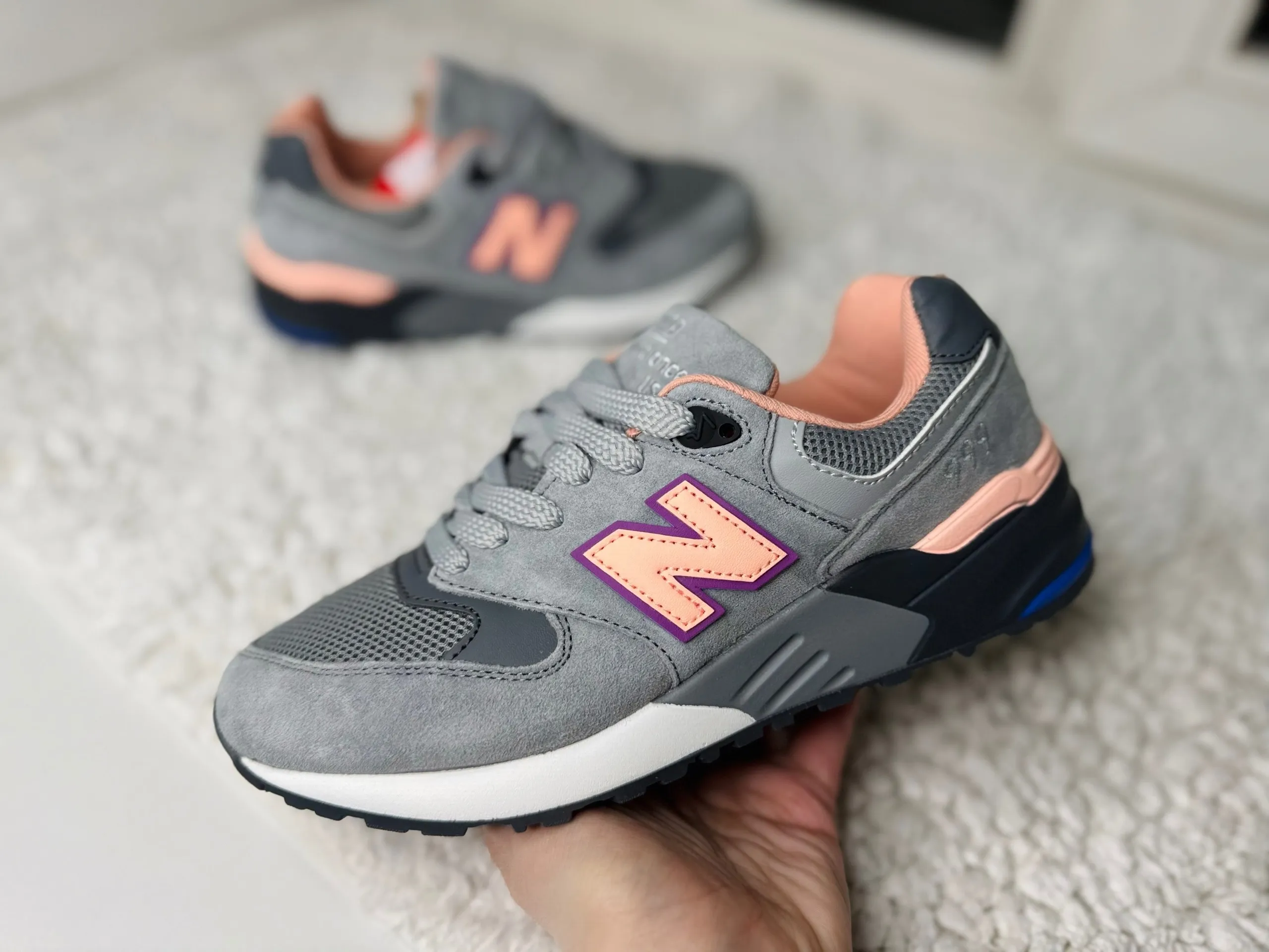 New Balance 999 серые комикс