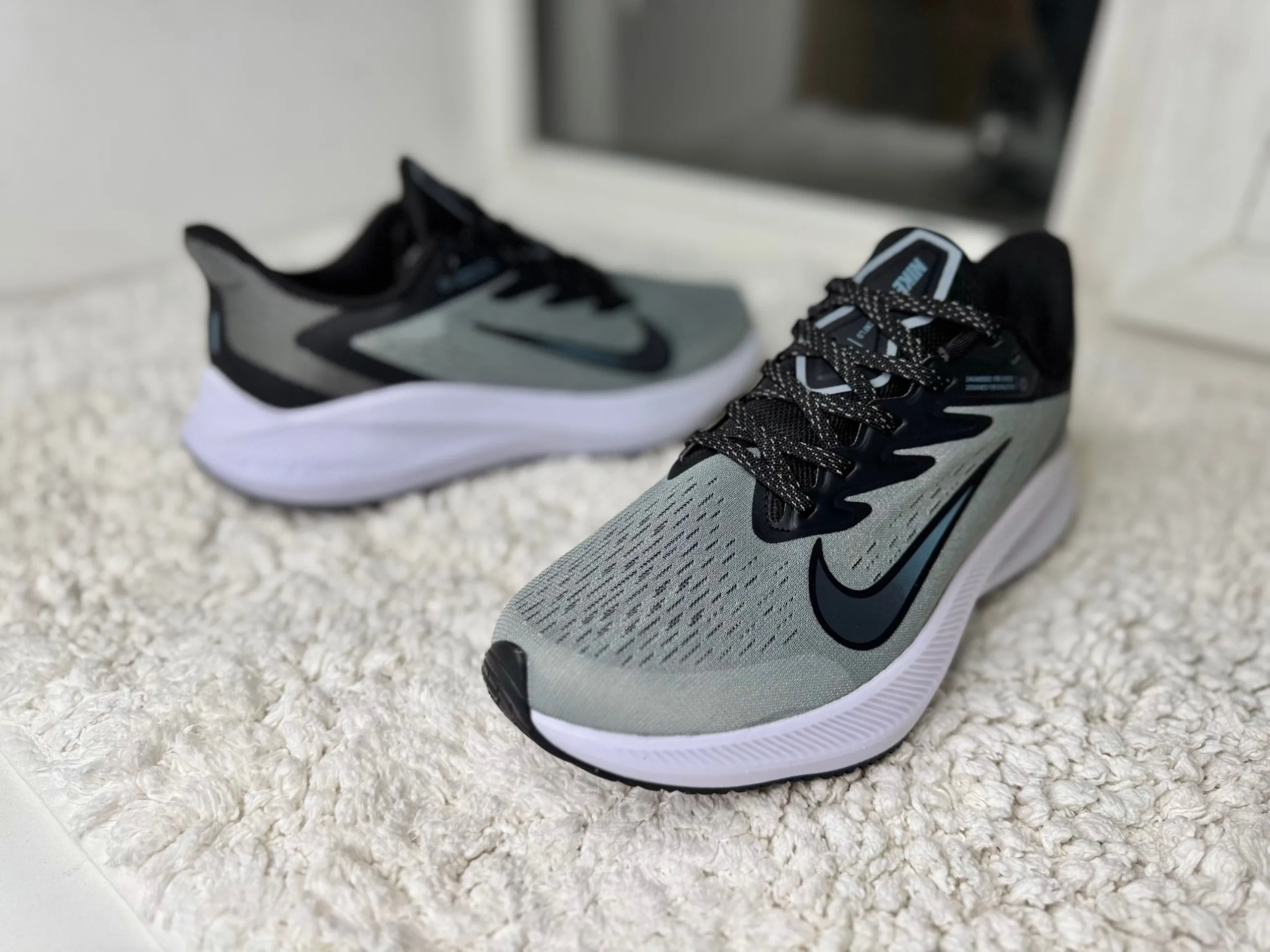 Nike Air Winflo 9 серые