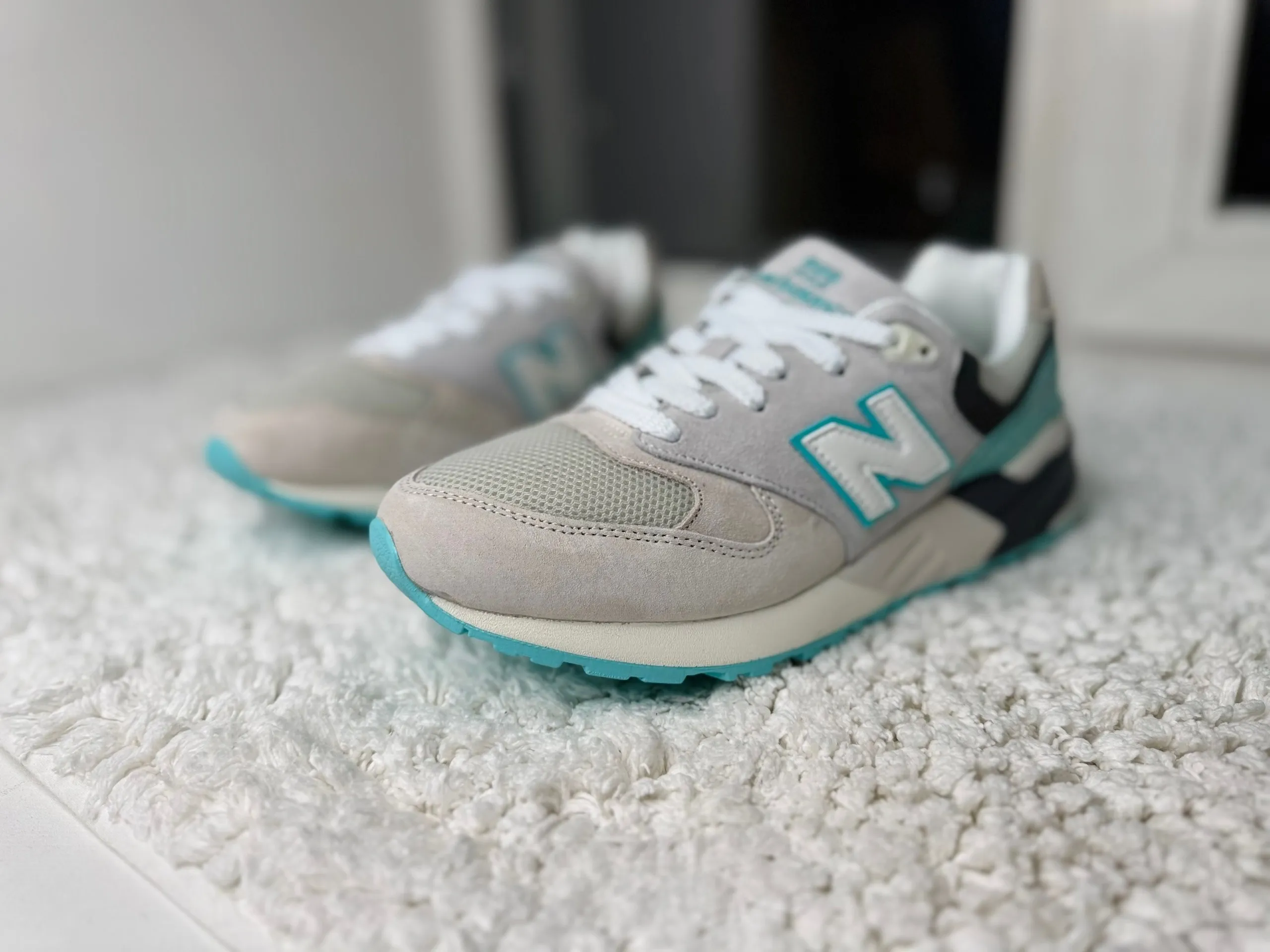 New Balance 999 серые с мятным