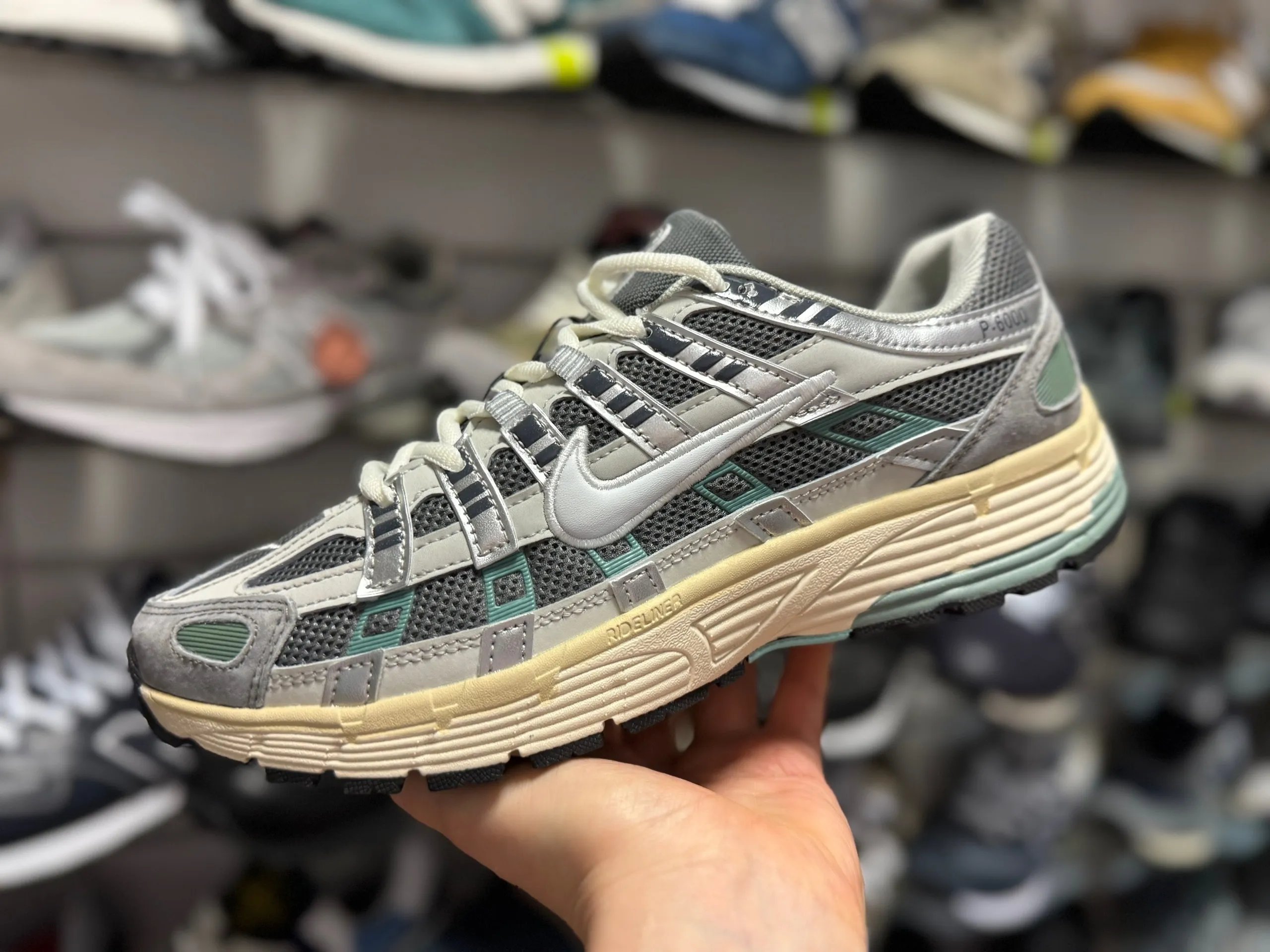 Nike P-6000 серые